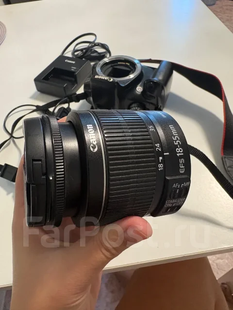 Canon EOS 1100D ����