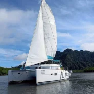 Lagoon 400. ����� 11,97��., 2012 ���. ��� ����� �� ������������ ����