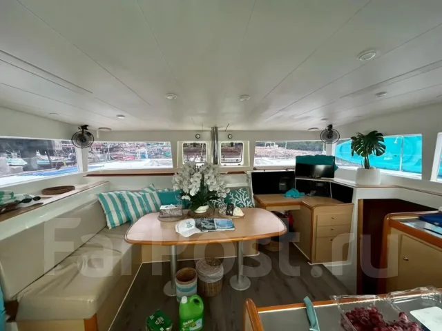 Lagoon 400. ����� 11,97��., 2012 ���. ��� ����� �� ������������ ����