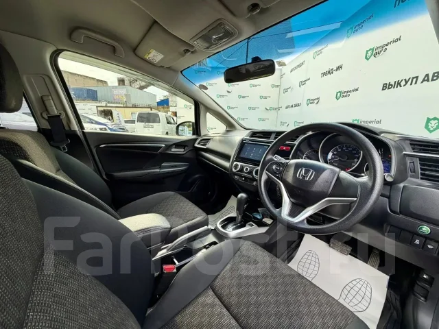 Honda Fit. �������, ��������, 1.3 (100��.�.), ������, 123 000����. �� ����