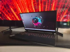 Gigabyte Aorus. 15.6", 4,6����, ��� 16 ��, ���� 1 000���, WiFi: 1, Bluetooth: 1, ����������� �� 3��. ����