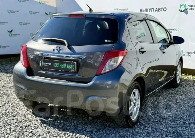Toyota Vitz. �������, ��������, 1.0 (69��.�.), ������, 190 000����. �� ����