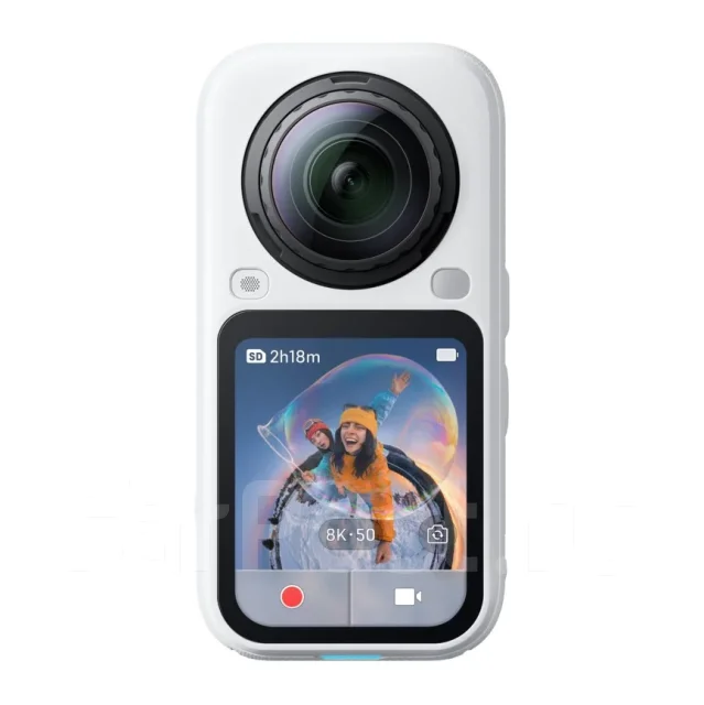 Insta360 X6. � ���������� ����