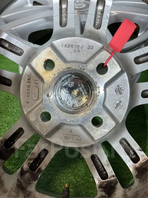 Sparco. 5.5x14", 4x100, ET32, �� 57,1���. ����