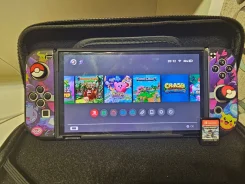 Nintendo Switch OLED ����