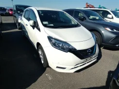 Nissan Note. HE12419145 ����