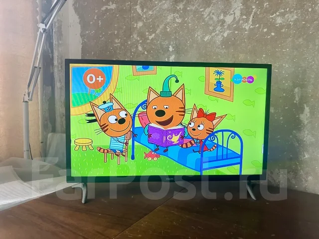 Philips 32PHS4012. LED ����