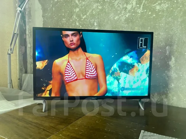 Philips 32PHS4012. LED ����