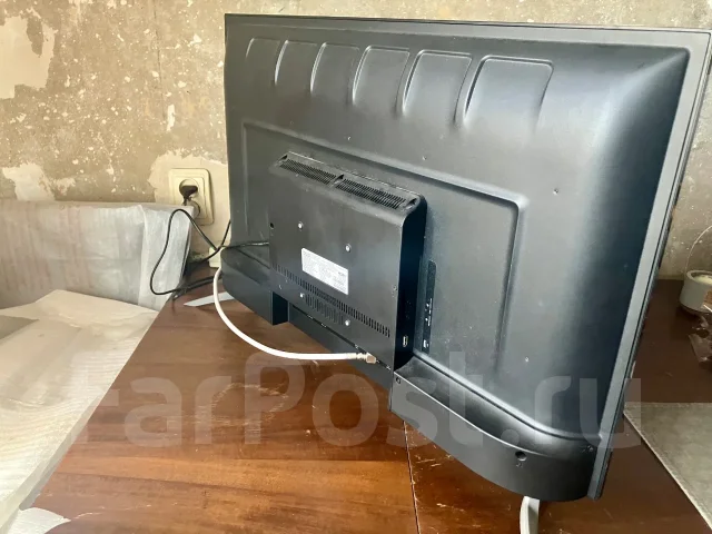 Philips 32PHS4012. LED ����