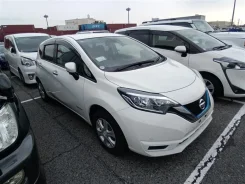 Nissan Note. HE12419298 ����
