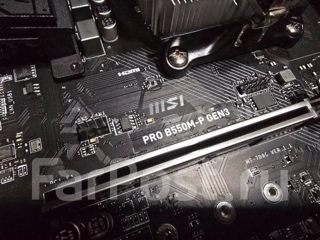 AMD B550 ����