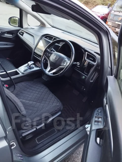 Honda Shuttle. ��������, ��������, 1.5 (110��.�.), ������, 142����. �� ����