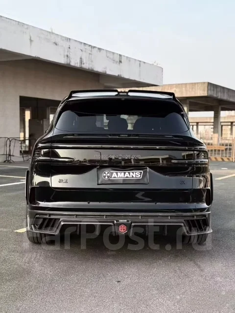 ����� Zeekr 8X ����
