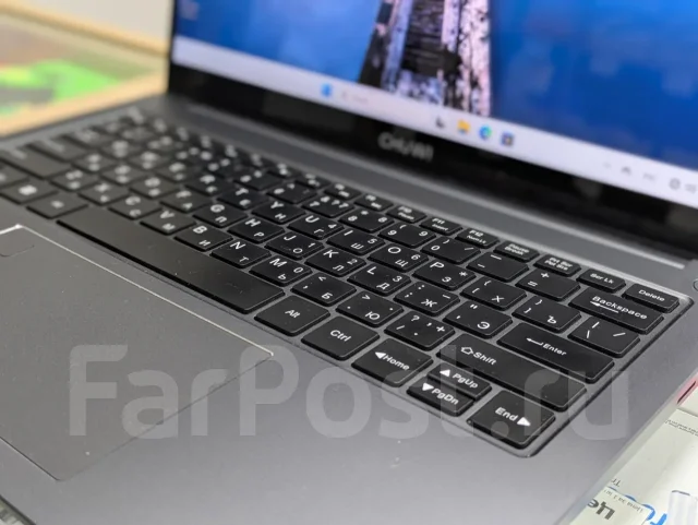 Chuwi CoreBook. 13.3", 4,4����, ��� 16 ��, ���� 512���, WiFi: 1, Bluetooth: 1, ����������� �� 6��. ����