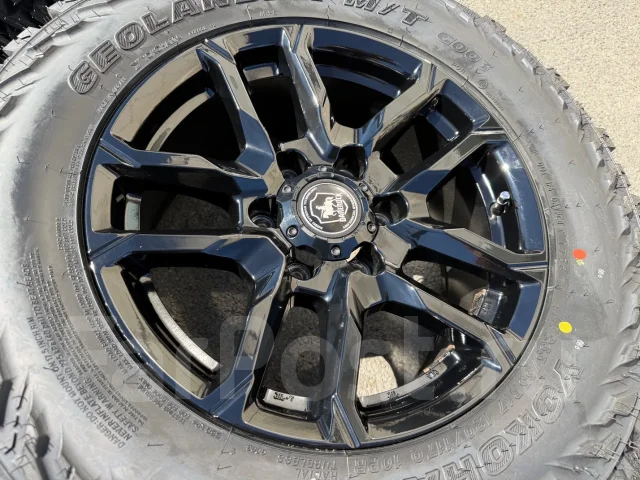 Kosei Barerock. 8.0x17", 6x139.7, ET25 ����