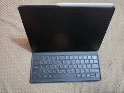 Honor MagicPad 2. 12.3 ������, ������ 256 �� ����