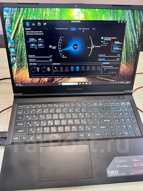 Ardor Neo G15. 15.6", 2,7����, ��� 16 ��, ���� 1 024���, WiFi: 1, Bluetooth: 1, ����������� �� 3��. ����