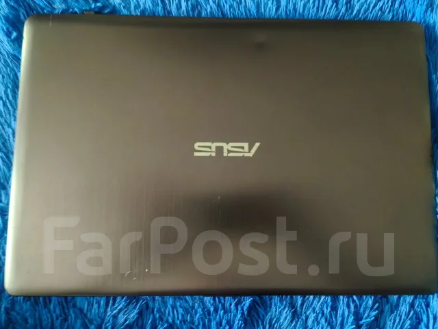 Asus. 15.6", ��� 4 ��, ���� 750���, WiFi: 1, Bluetooth: 1, ����������� �� 3��. ����