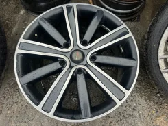 Japan Racing. 9.5x20", 5x150, ET51. ��� ����� �� ������������ ����