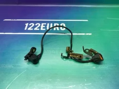 ������ ��������� ��������� Mazda Premacy 2004 FSD718221B CP8W FP-DE FSD718221B ����