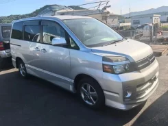 ���� Toyota Noah 2005 3040028021 AZR65 1Azfse 3040028021 ����