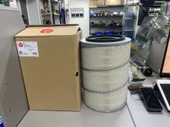 ������ ��������� Isuzu GIGA, Mitsubishi FUSO, Sakura A1842S A1842S ����