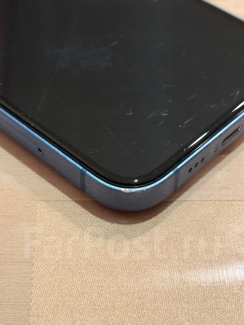 Apple iPhone 13. �/�, 256 ��, �����, 3G, 4G LTE, 5G ����