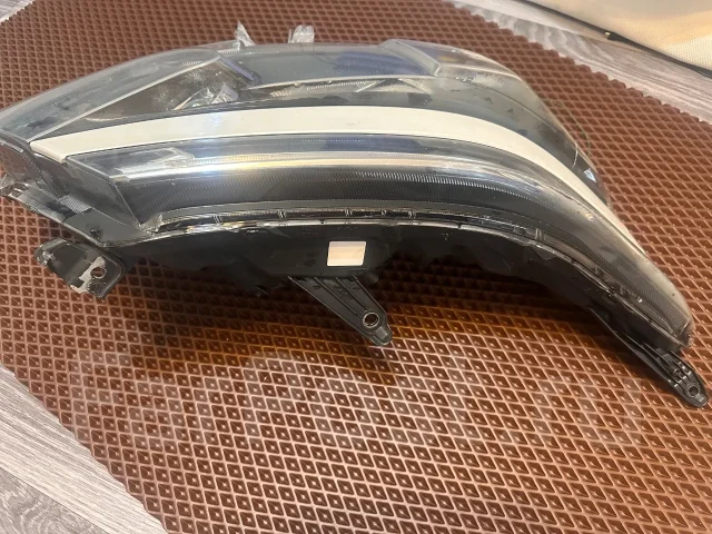 Toyota Voxy. ZRR80G, ZRR80W ����
