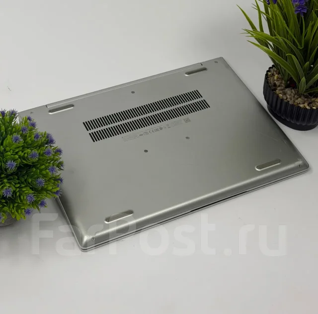 HP. 14", 2,4����, ��� 8 ��, ���� 256���, WiFi: 1, Bluetooth: 1, ����������� �� 8��. ����