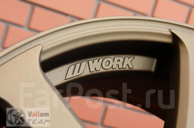Work Emotion XT7