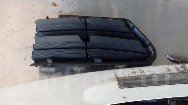 Toyota RAV4 ����