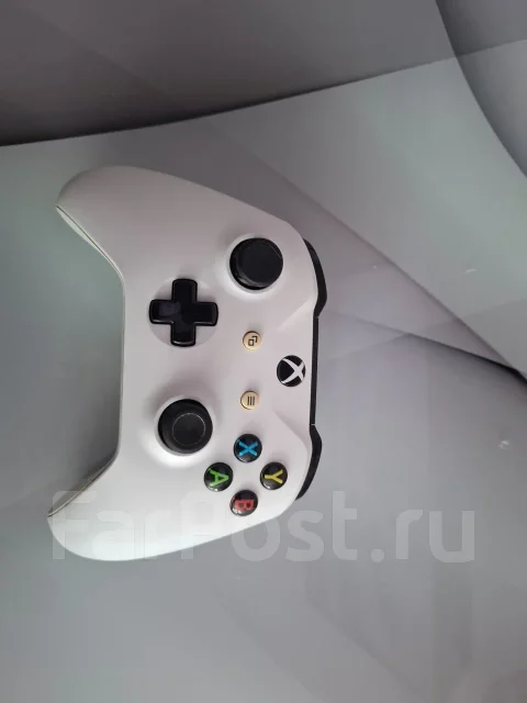 Microsoft Xbox One S ����