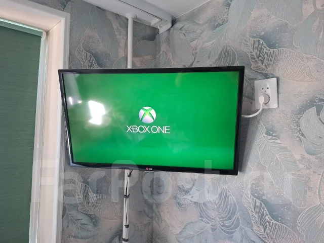 Microsoft Xbox One S ����
