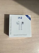 Apple AirPods ����