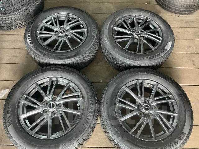 Hot Stuff Waren. 7.0x17", 5x114.3, ET48, �� 73,1���. ����