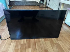 Xiaomi Mi TV 4A 32. LED ����