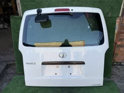 ����� 5-� Toyota Hiace KDH200 ����