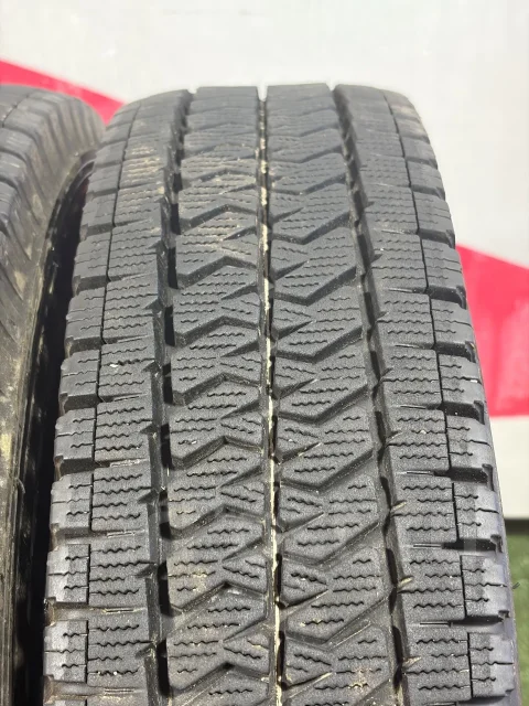 Bridgestone Blizzak VL10. ������, ��� �����, 2022 ���, �/�, ����� 5 % ����