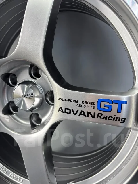 Advan Racing GT. 8.5x19", 5x112, ET38, �� 66,6���. ����