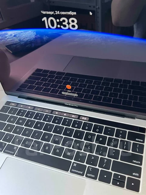 Apple MacBook Pro 13 2019 Mid. 13.3", ��� 16 ��, ���� 256���, WiFi: 1, Bluetooth: 1, ����������� �� 12��. ����