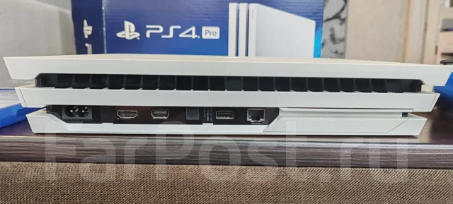 Sony PlayStation 4 Pro ����
