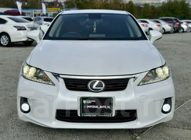 Lexus CT200h. �������, ��������, 1.8 (99��.�.), ������, 184 000����. �� ����