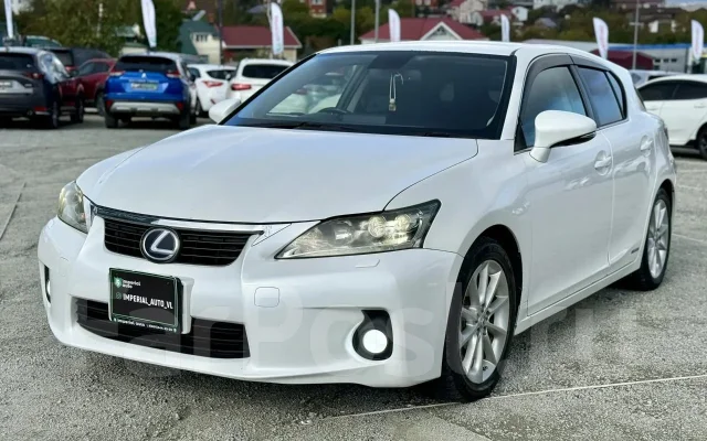 Lexus CT200h. �������, ��������, 1.8 (99��.�.), ������, 184 000����. �� ����