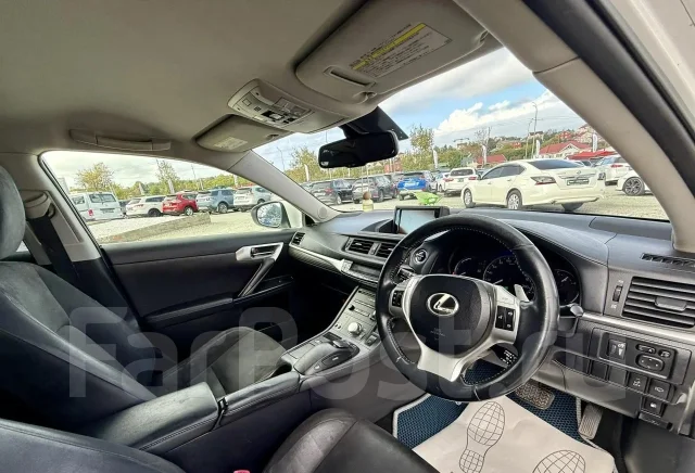 Lexus CT200h. �������, ��������, 1.8 (99��.�.), ������, 184 000����. �� ����