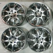 MOMO M1. 7.0x17", 5x114.3, ET50, �� 64���. ����