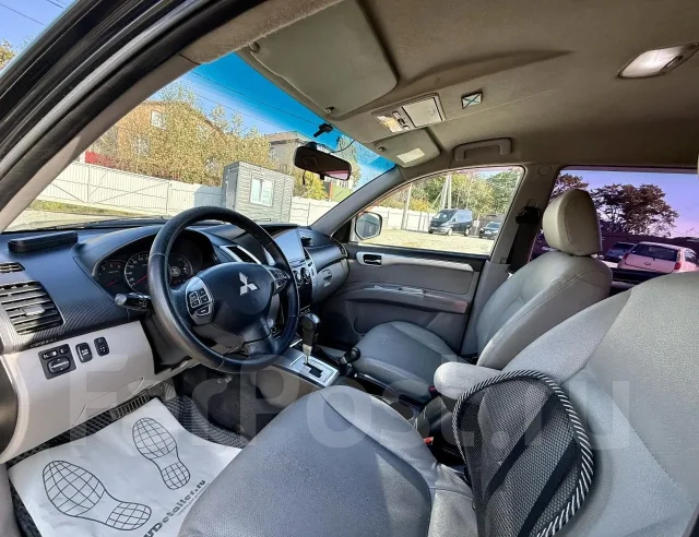 Mitsubishi Pajero Sport. �������, 4wd, 2.5 (178��.�.), ������, 370 000����. �� ����