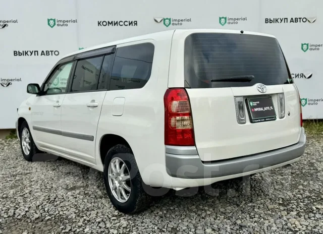 Toyota Succeed. �������, ��������, 1.5 (109��.�.), ������, 180 000����. �� ����