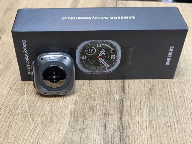 Samsung Galaxy Watch Ultra2 ����