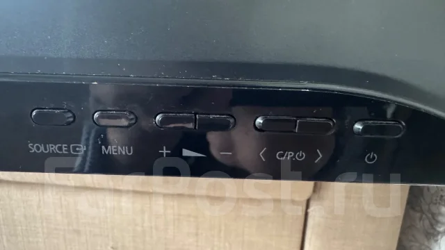 Samsung. LCD (��) ����