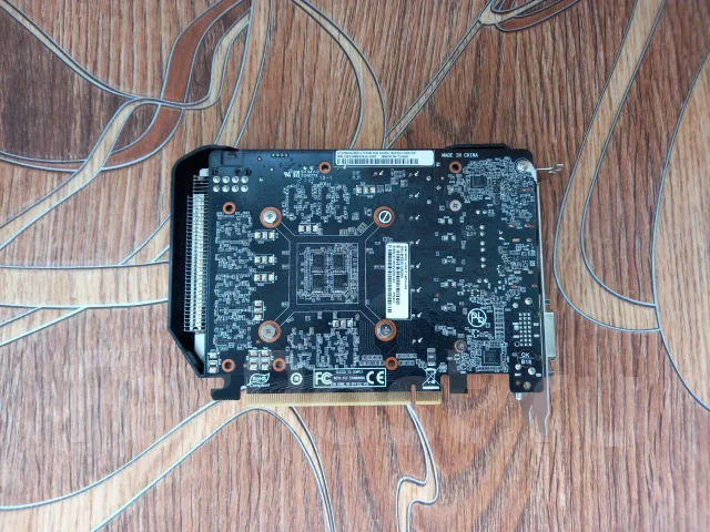 GeForce GTX 1660 SUPER ����
